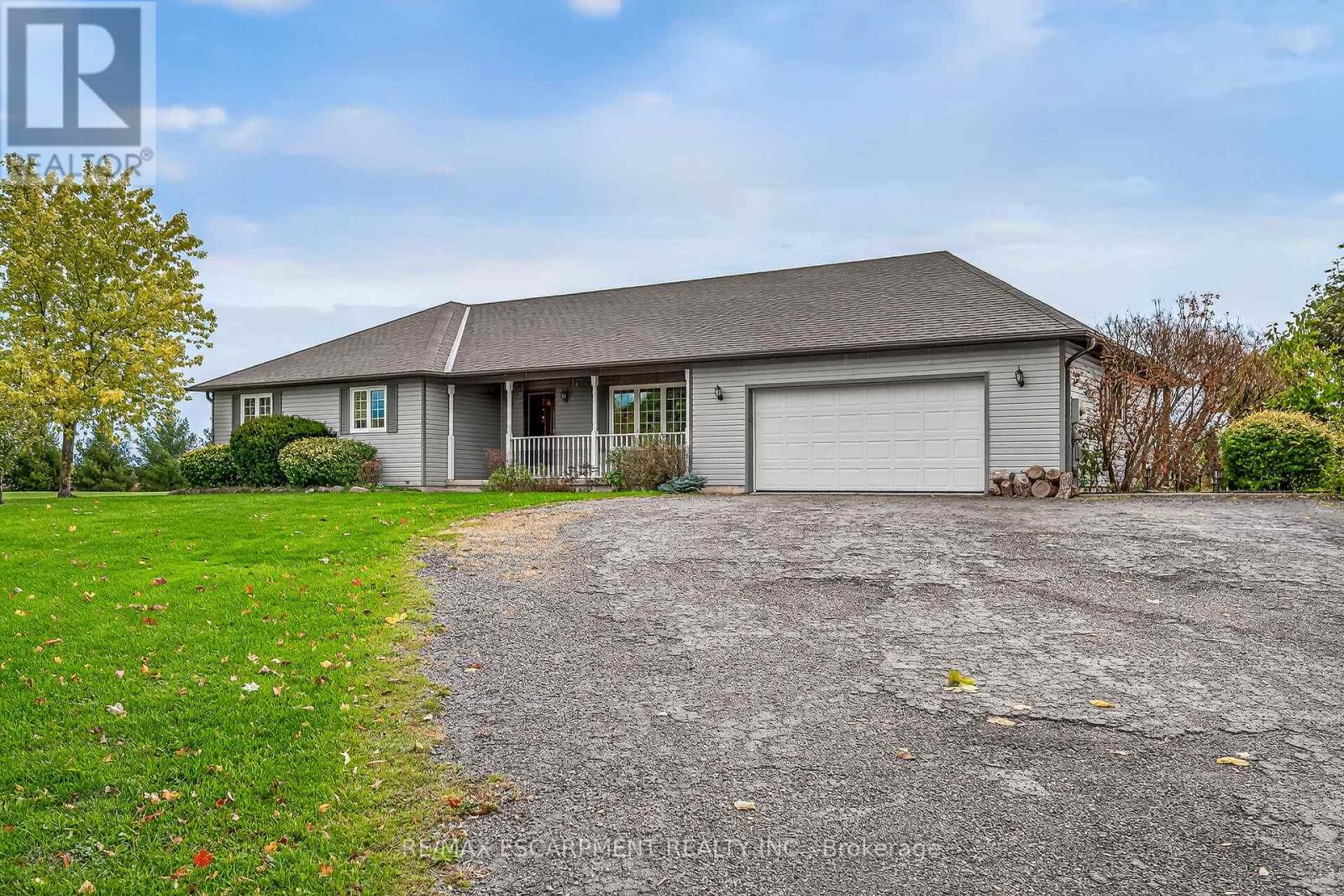 2905 South Grimsby Road 6, West Lincoln, Ontario  L0R 2A0 - Photo 4 - X12481721