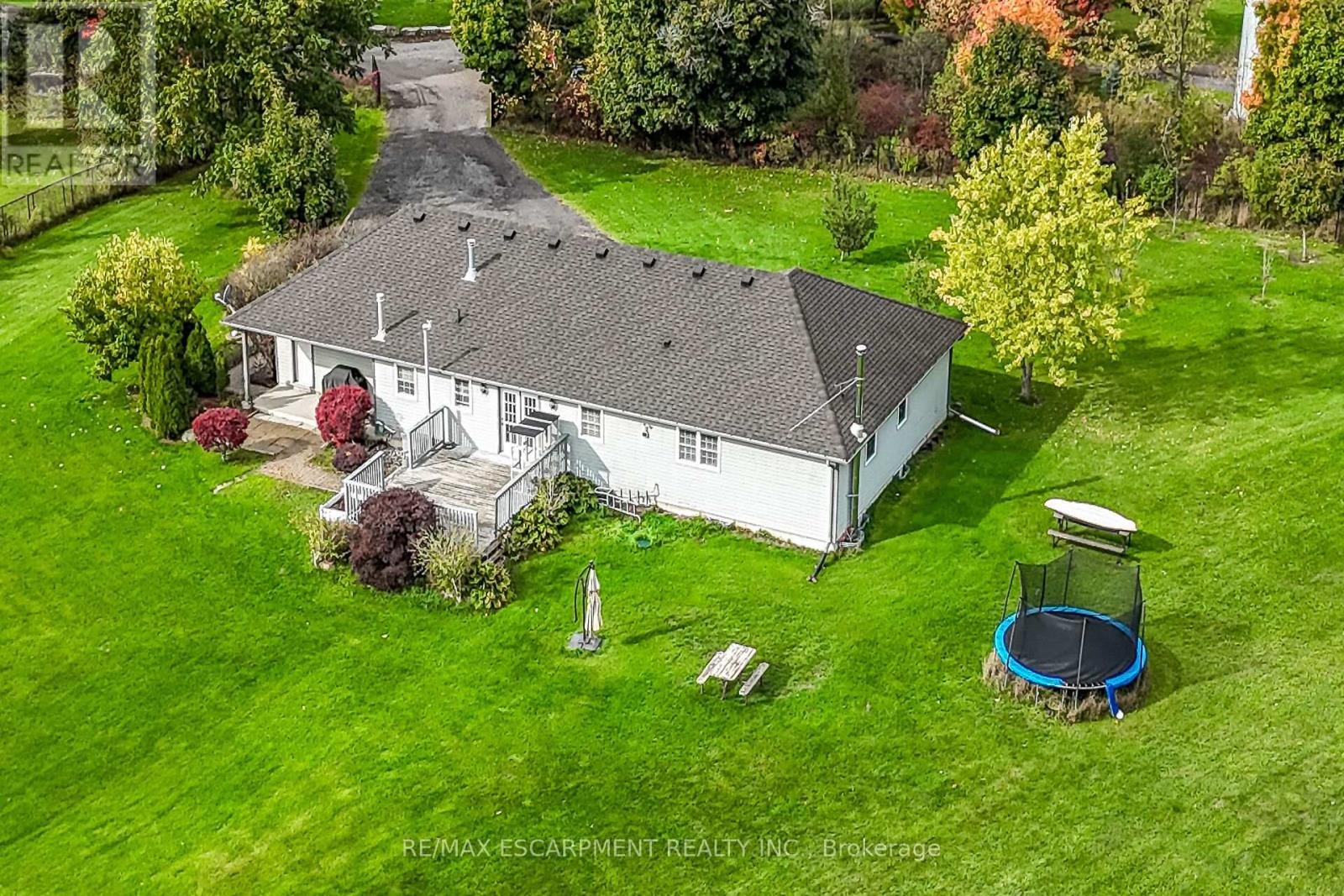 2905 South Grimsby Road 6, West Lincoln, Ontario  L0R 2A0 - Photo 44 - X12481721