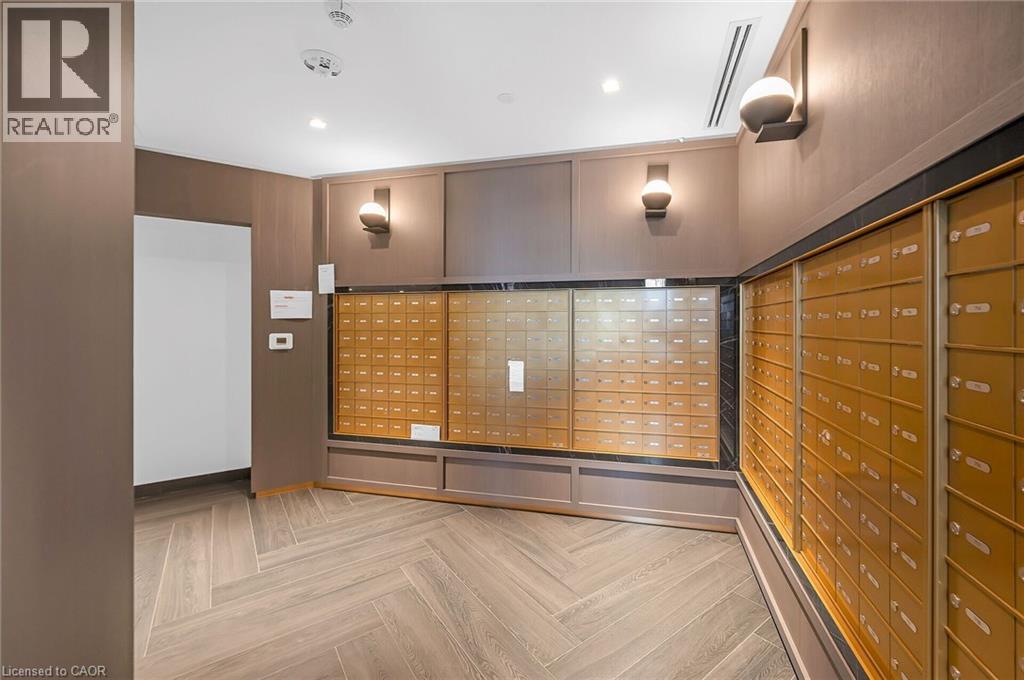 395 Dundas Street Unit# 819, Oakville, Ontario  L6M 4L9 - Photo 46 - 40781313