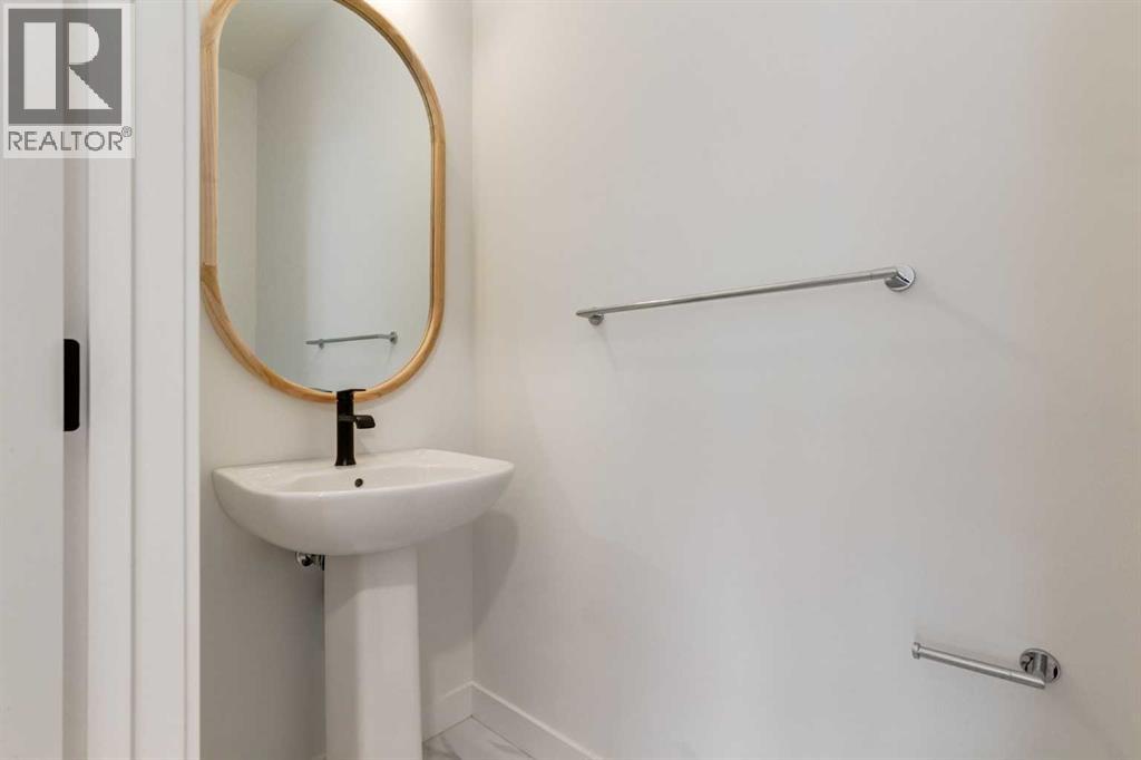 65 Andalusian Road, Cochrane, Alberta  T4C 3L8 - Photo 10 - A2260247