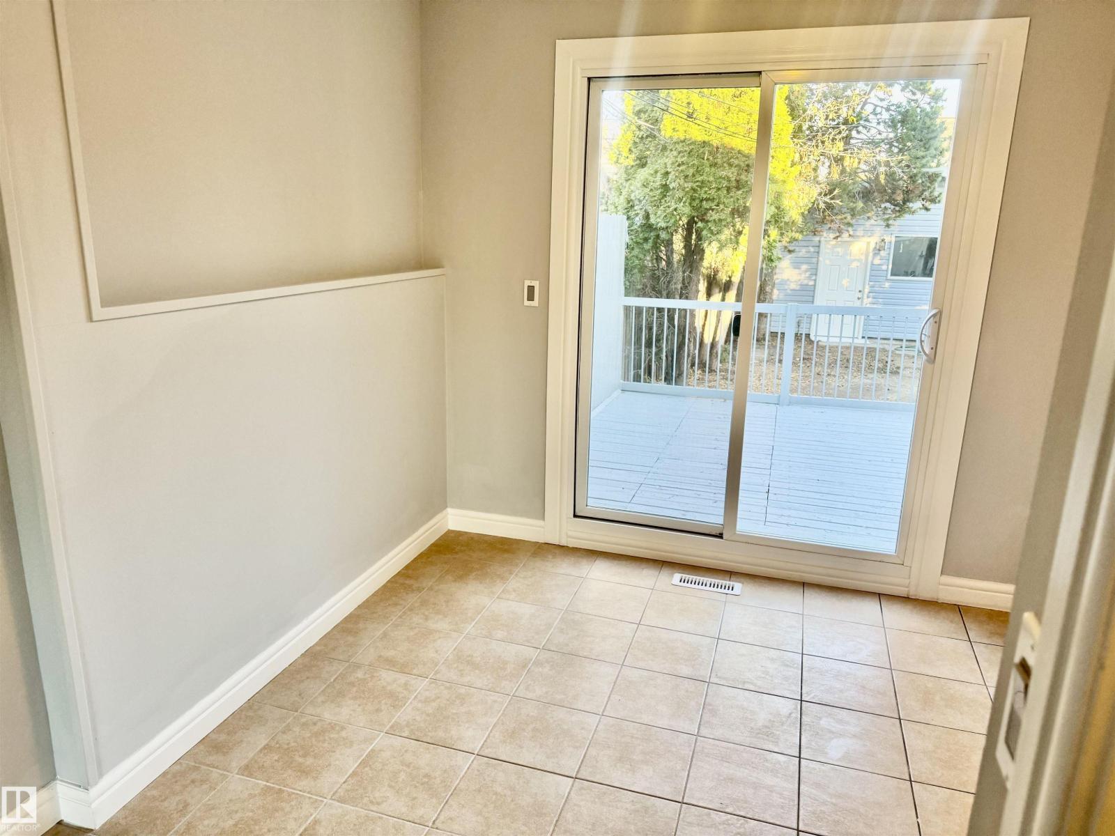10331 153 St Nw, Edmonton, Alberta  T5P 2B7 - Photo 7 - E4463481