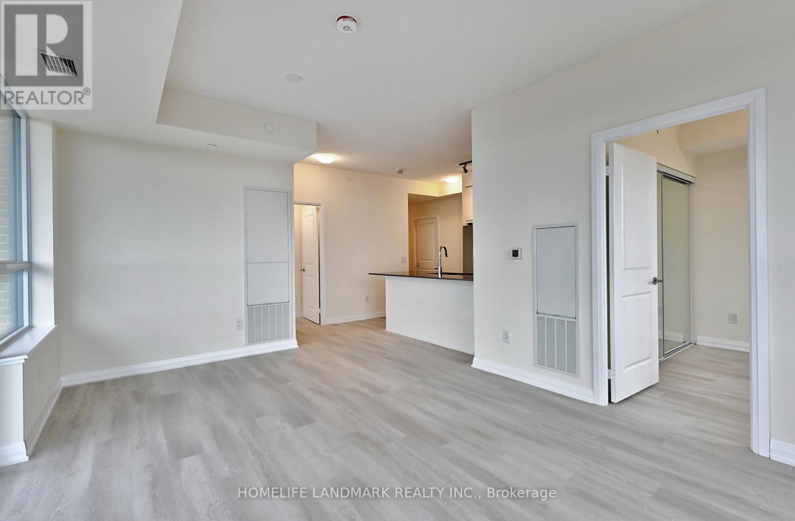 2229 - 3270 Sheppard Avenue E, Toronto, Ontario  M1T 3K3 - Photo 11 - E12481723