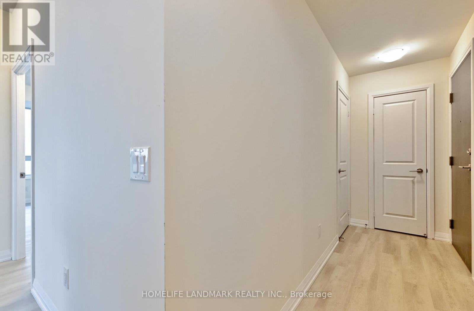 2229 - 3270 Sheppard Avenue E, Toronto, Ontario  M1T 3K3 - Photo 2 - E12481723