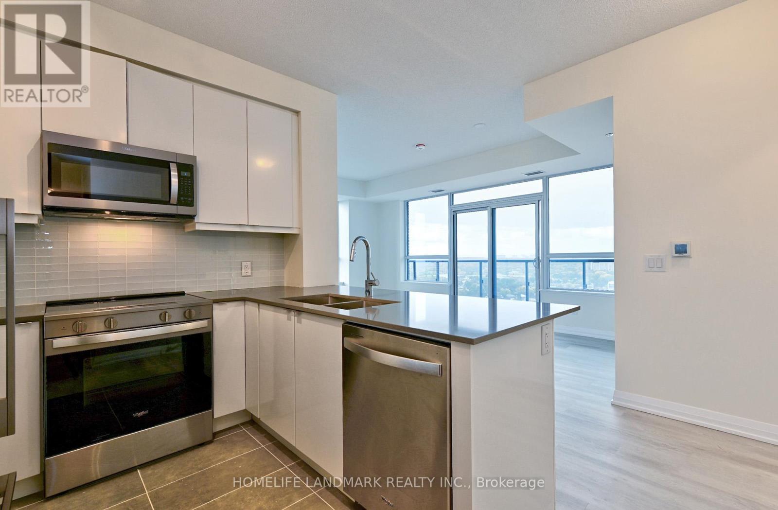 2229 - 3270 Sheppard Avenue E, Toronto, Ontario  M1T 3K3 - Photo 3 - E12481723