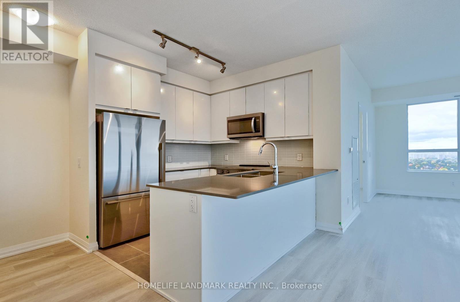 2229 - 3270 Sheppard Avenue E, Toronto, Ontario  M1T 3K3 - Photo 5 - E12481723
