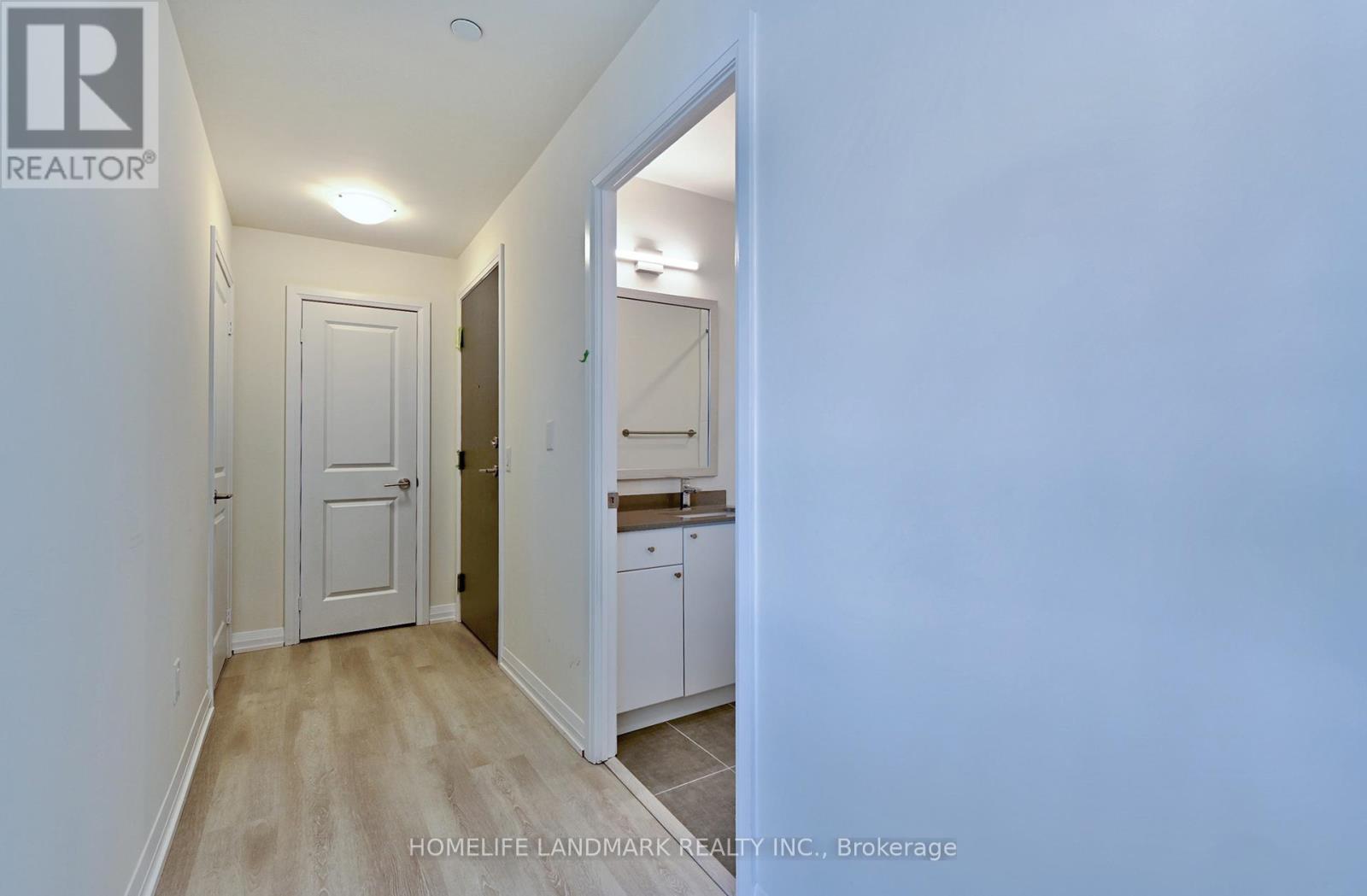 1829 - 3270 Sheppard Avenue E, Toronto, Ontario  M1T 3K3 - Photo 2 - E12481733