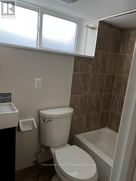 Lower - 360 East Avenue, Toronto, Ontario  M1C 2W6 - Photo 3 - E12481749