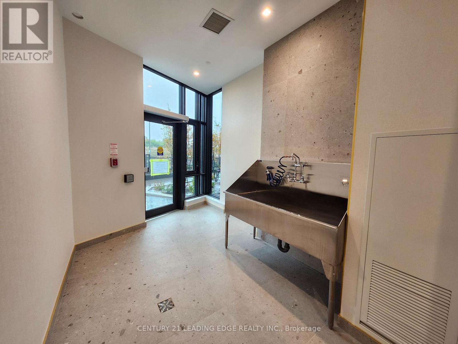 209 - 1 Kyle Lowry Road, Toronto, Ontario  M3C 3S2 - Photo 26 - C12420155