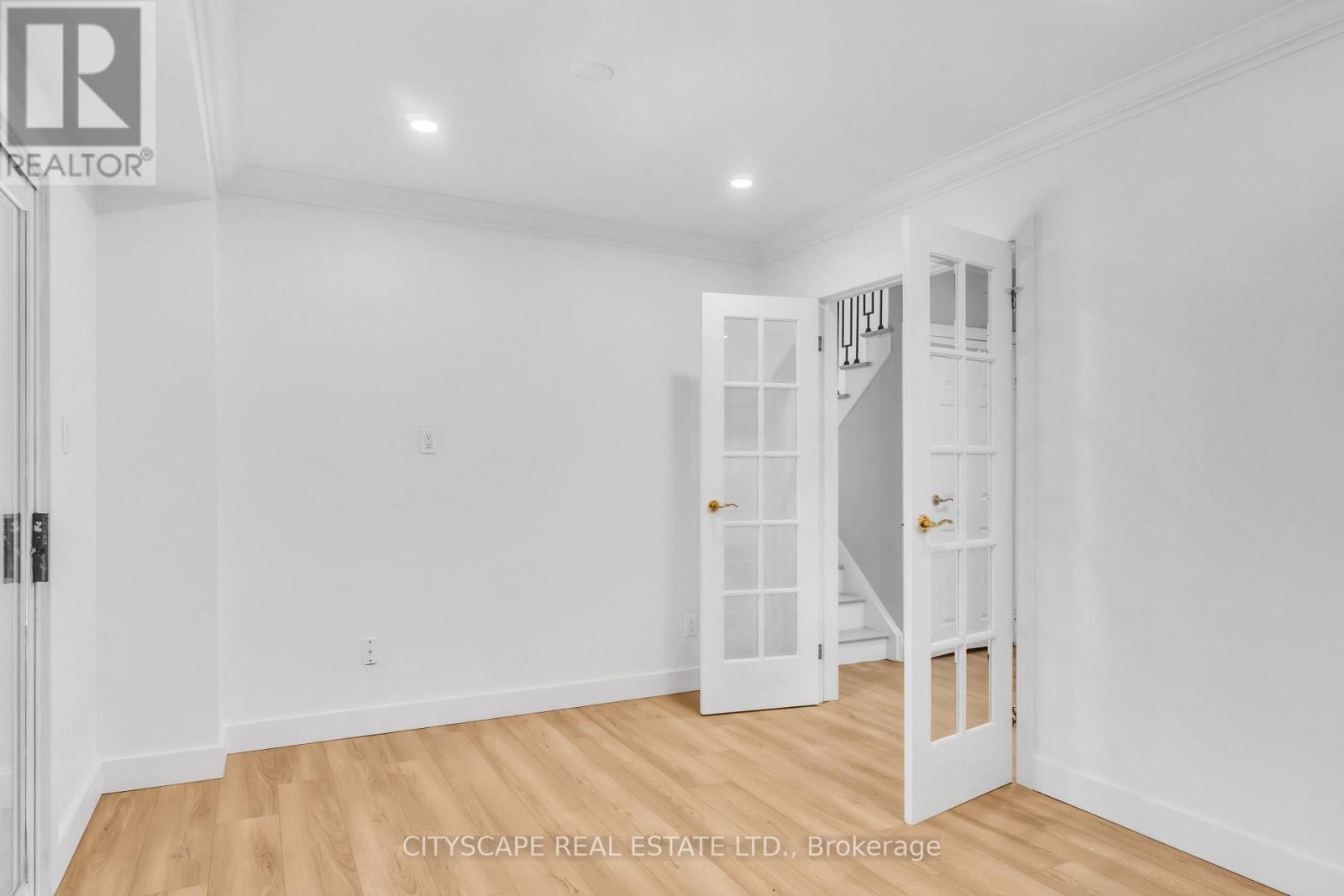 3 Geneva Crescent, Brampton, Ontario  L6S 1K9 - Photo 19 - W12481573