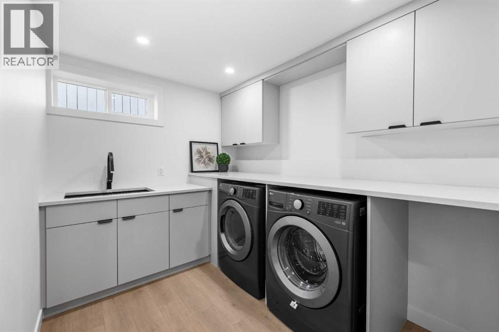 124 Gainsborough Drive Sw, Calgary, Alberta  T3E 4W9 - Photo 41 - A2266101