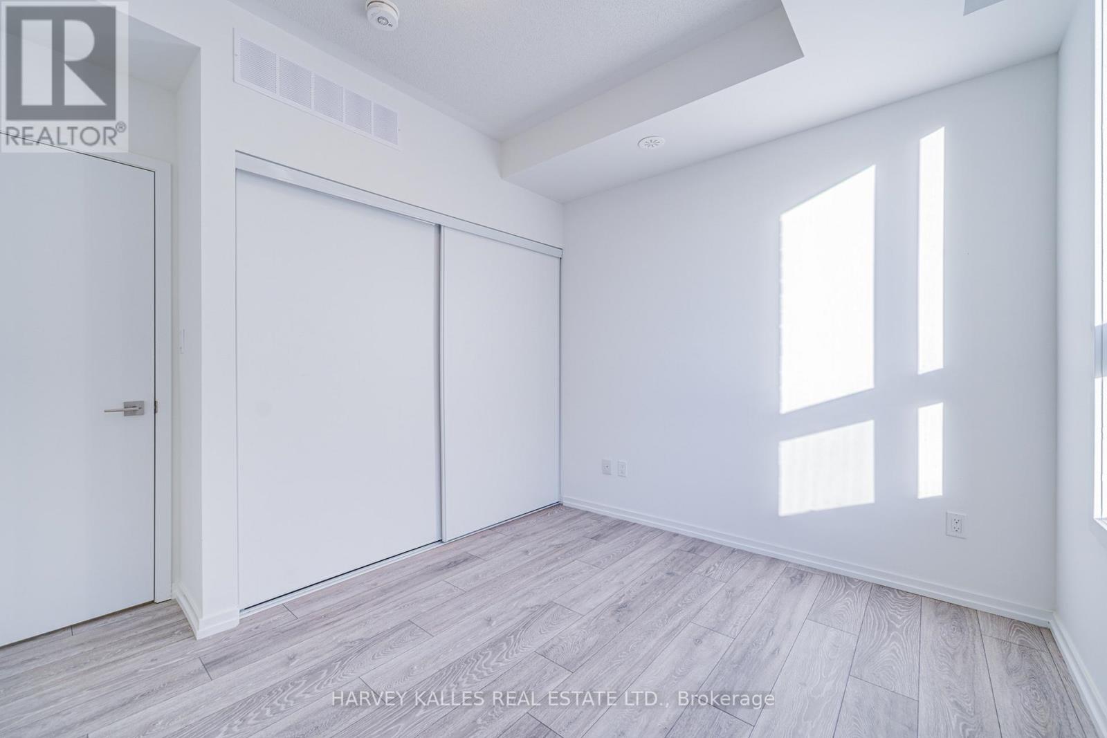 2 - 11 Lytham Green Circle, Newmarket, Ontario  L3Y 0H5 - Photo 22 - N12481727