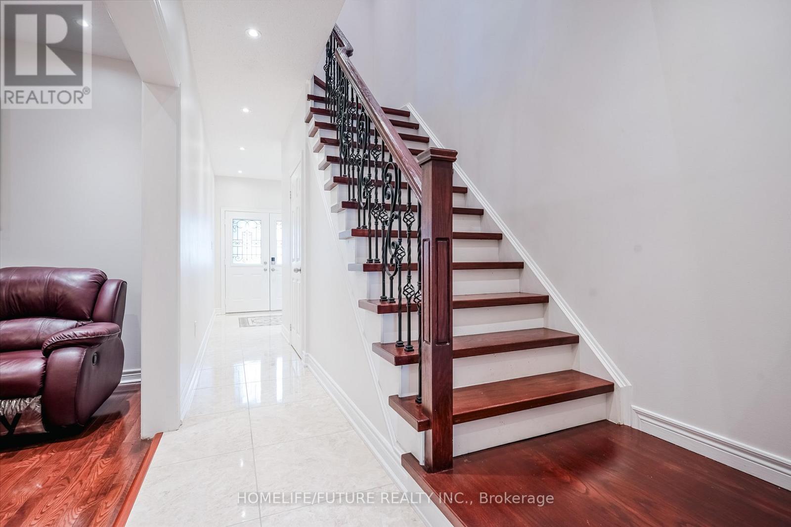 92 Jack Monkman Crescent, Markham, Ontario  L3S 0A4 - Photo 6 - N12481751