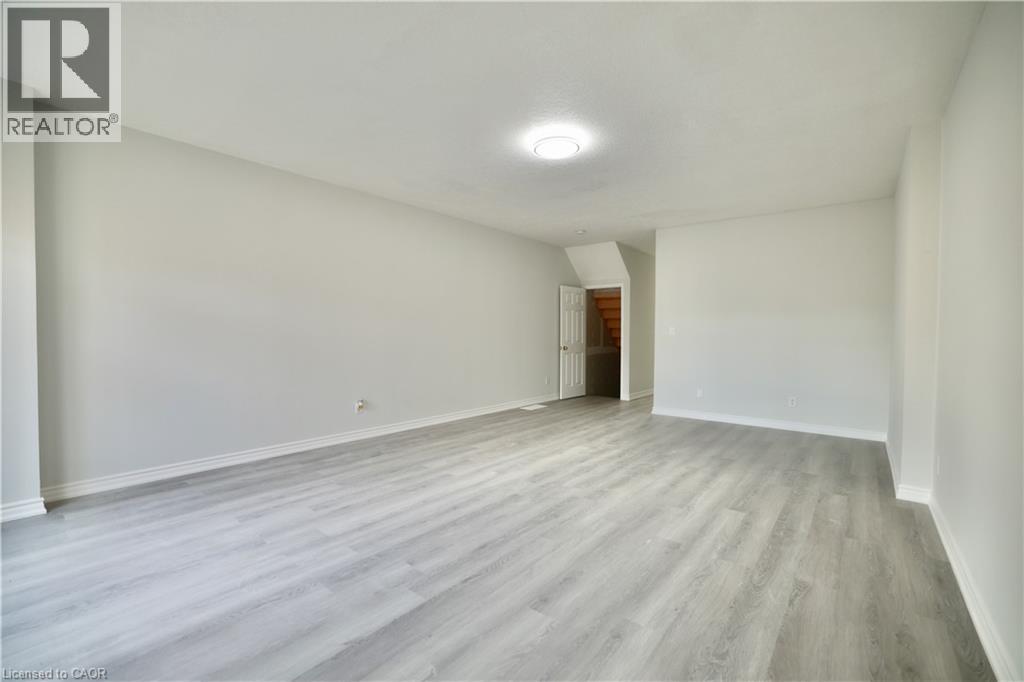 619 Wild Ginger Avenue Unit# A3 Main Floor, Waterloo, Ontario  N2V 2X1 - Photo 3 - 40782181