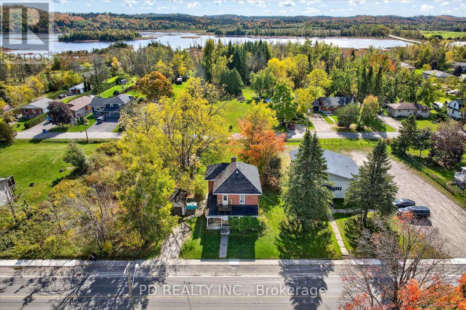 64 King Street W, Kawartha Lakes (Omemee), Ontario  K0L 2W0 - Photo 2 - X12481759