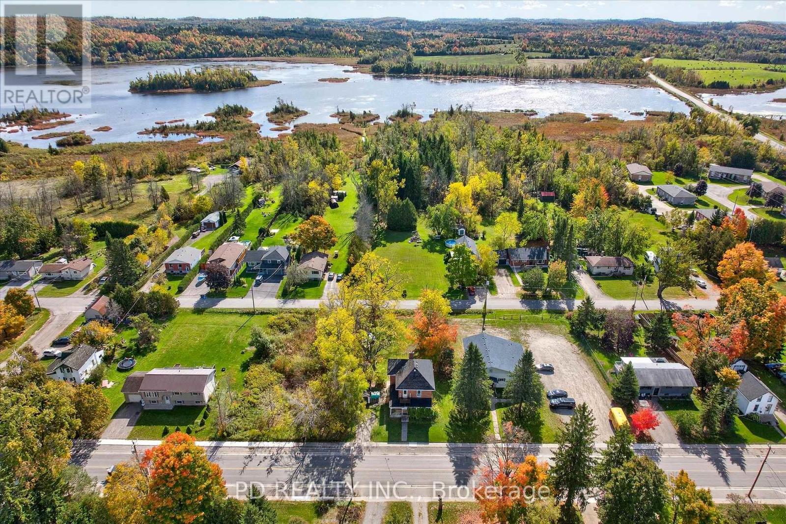 64 King Street W, Kawartha Lakes (Omemee), Ontario  K0L 2W0 - Photo 3 - X12481759