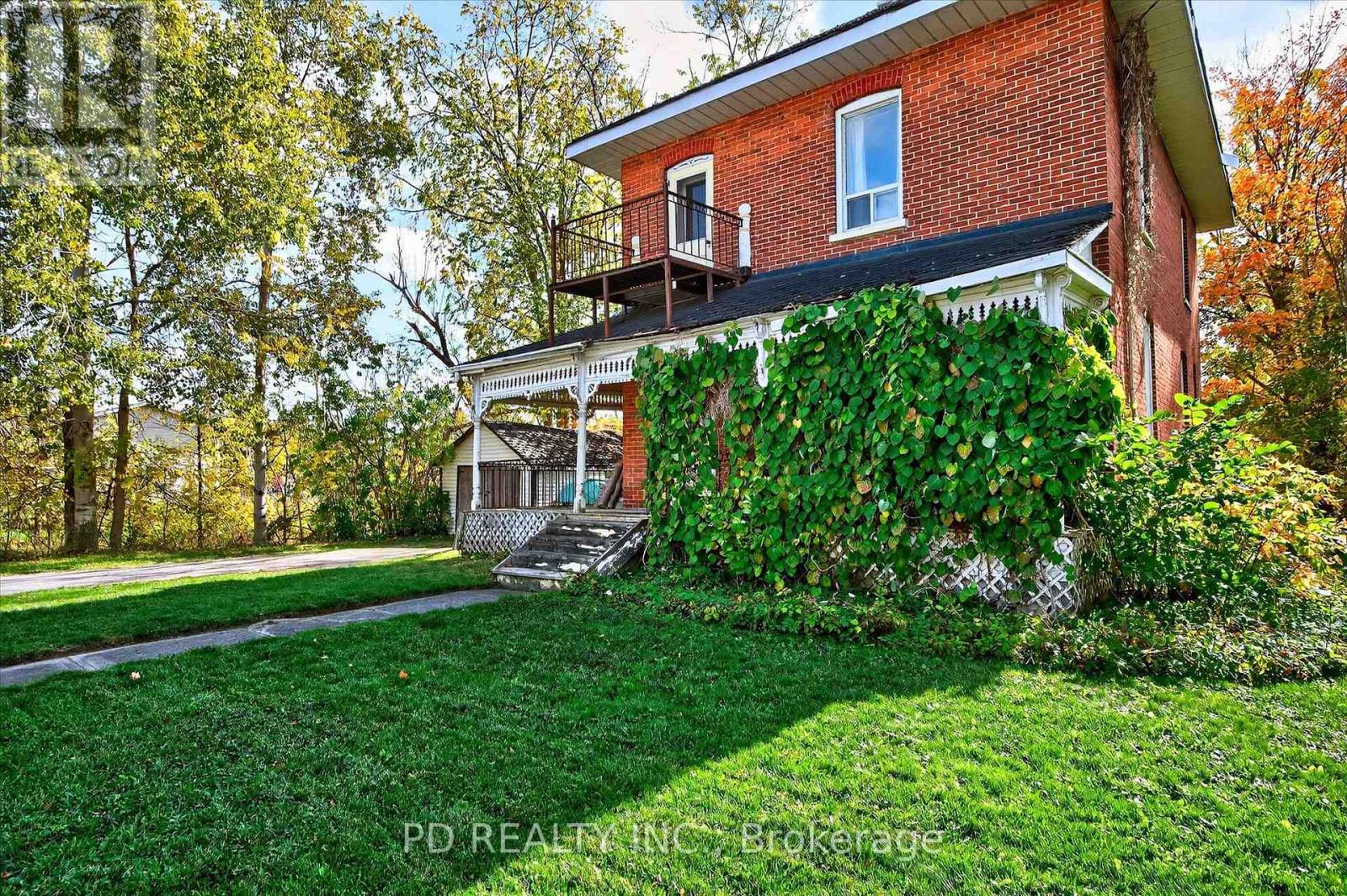 64 King Street W, Kawartha Lakes (Omemee), Ontario  K0L 2W0 - Photo 8 - X12481759