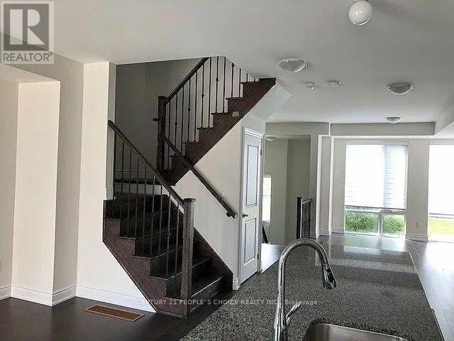 65 Pony Farm Drive, Toronto, Ontario  M9B 0B3 - Photo 11 - W12481729