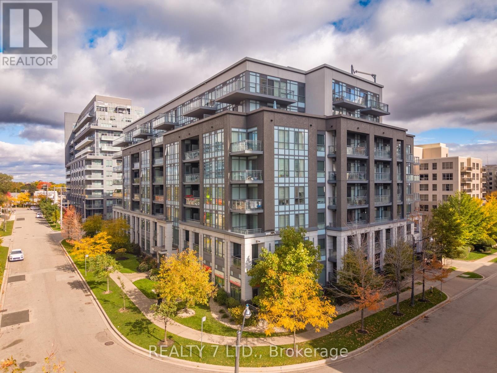 807 - 17 KENASTON GARDENS, Toronto, Ontario