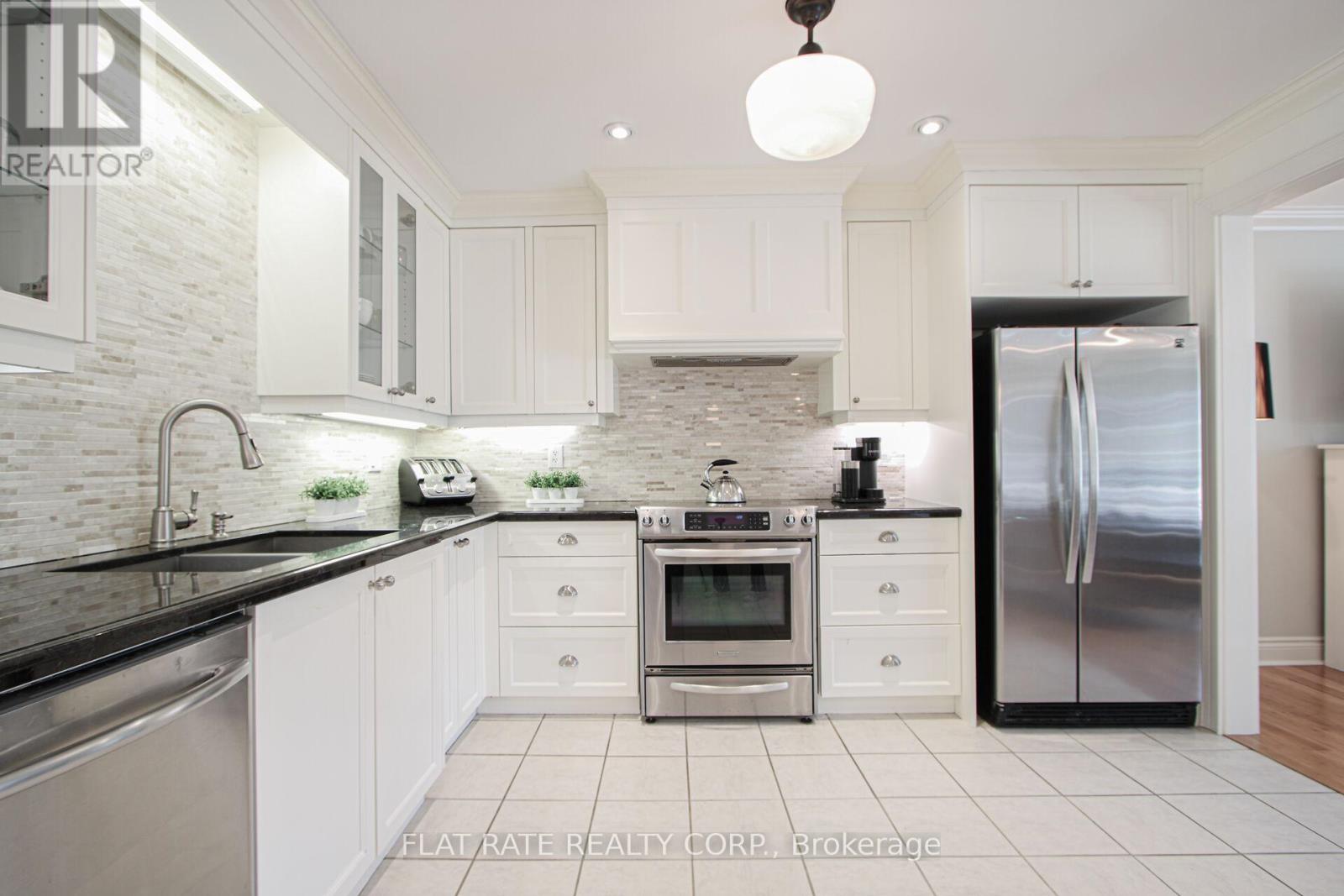 11269 Guelph Line, Milton, Ontario  L0P 1B0 - Photo 6 - W12481485