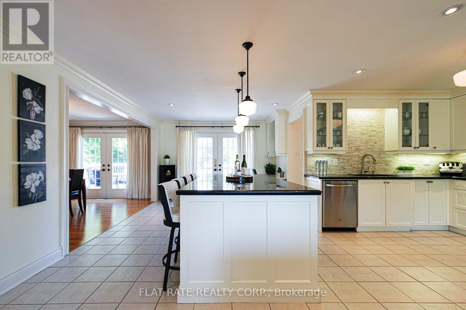 11269 Guelph Line, Milton, Ontario  L0P 1B0 - Photo 7 - W12481485