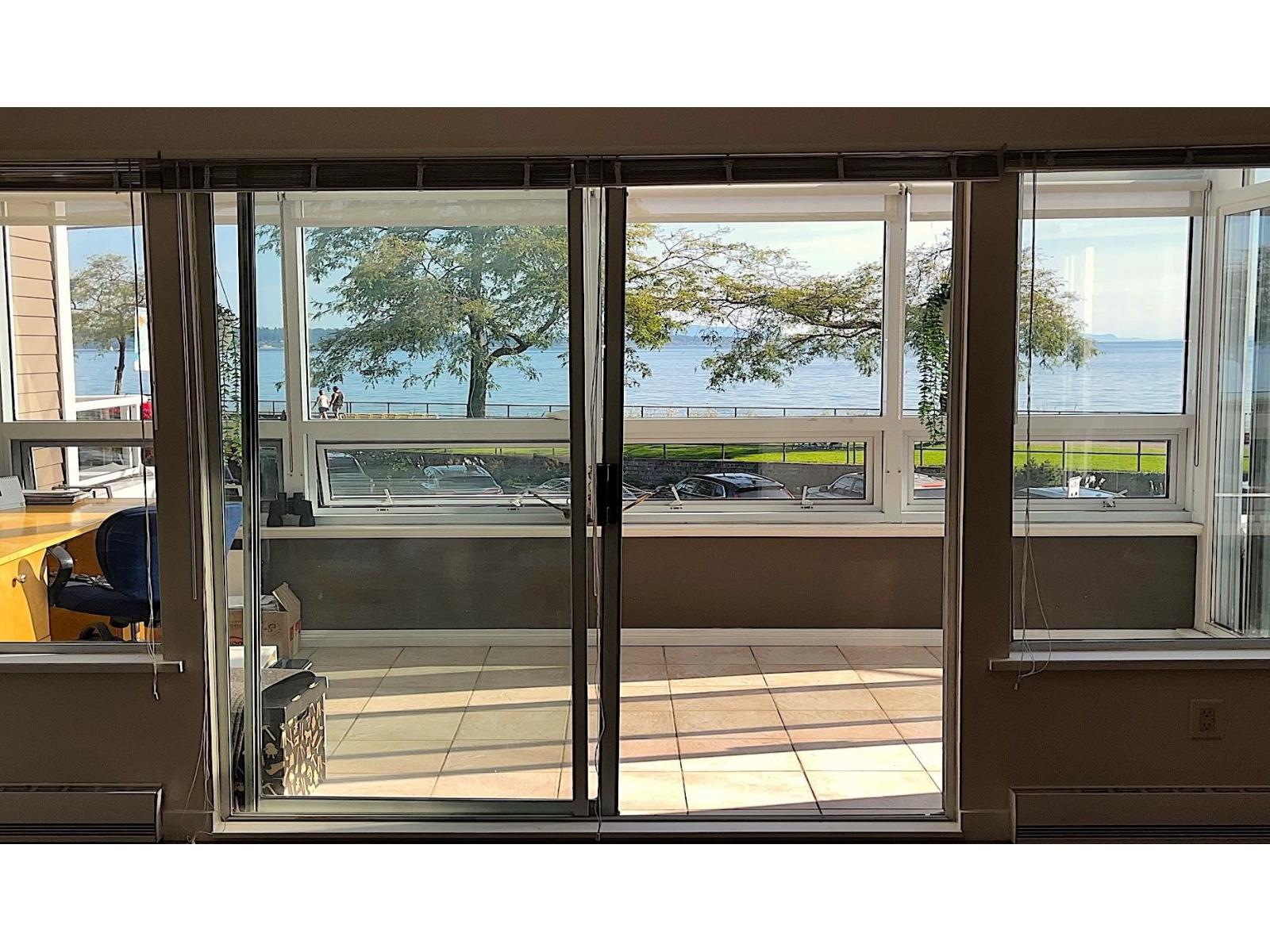 14831 Marine Drive, White Rock, British Columbia  V4B 1C1 - Photo 4 - R3029239