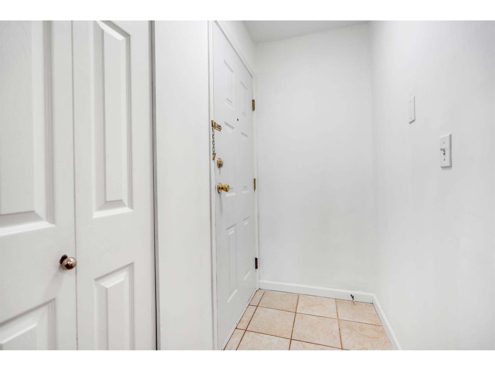 313 13780 76 Avenue, Surrey, British Columbia V3W 1E5 - Photo 15 - R3055994