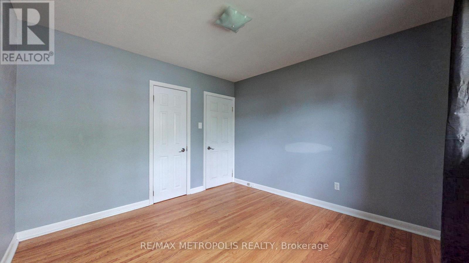 Main - 1020 Brewer Street, Peterborough Central, Ontario  K9J 5B4 - Photo 22 - X12481736
