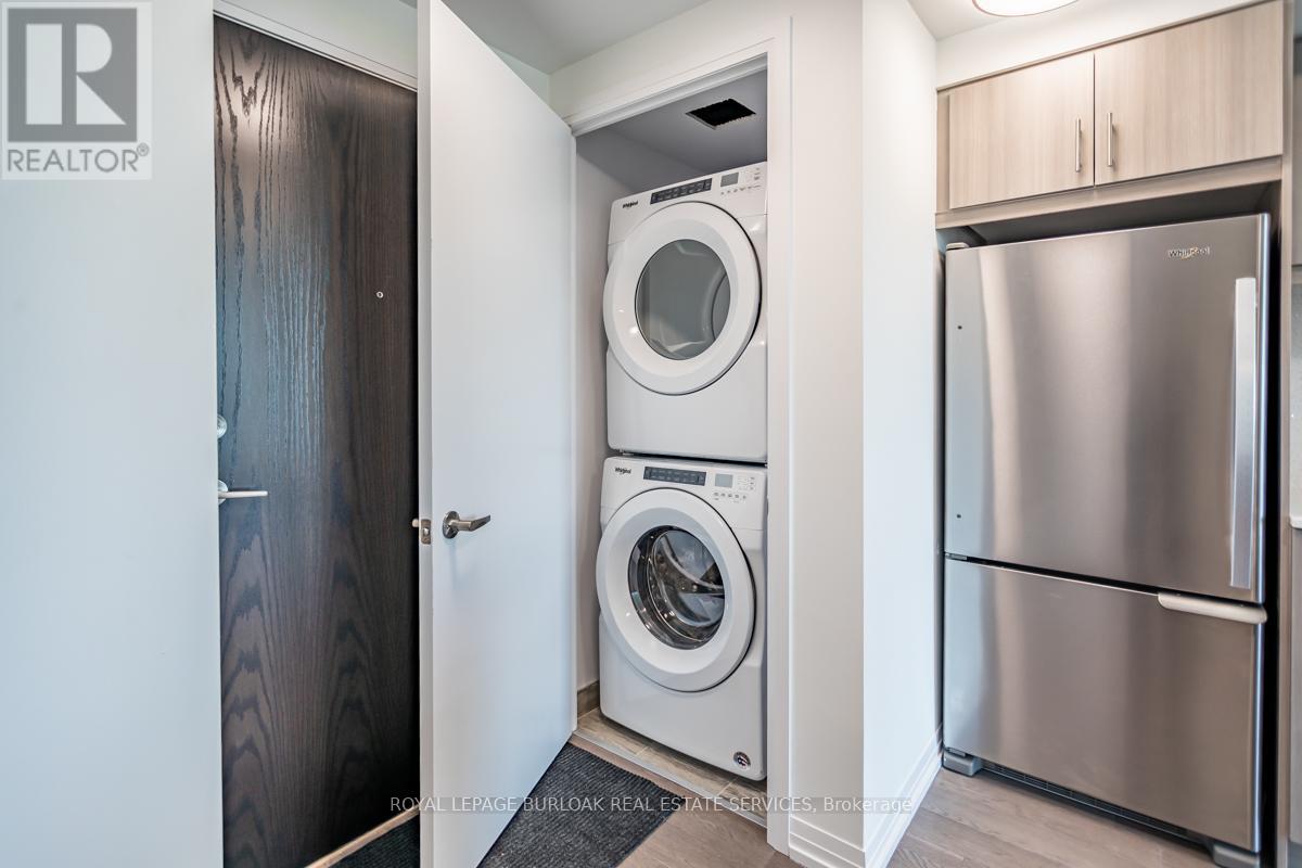 508 - 7711 Green Avenue, Niagara Falls, Ontario  L2H 1R1 - Photo 2 - X12481754
