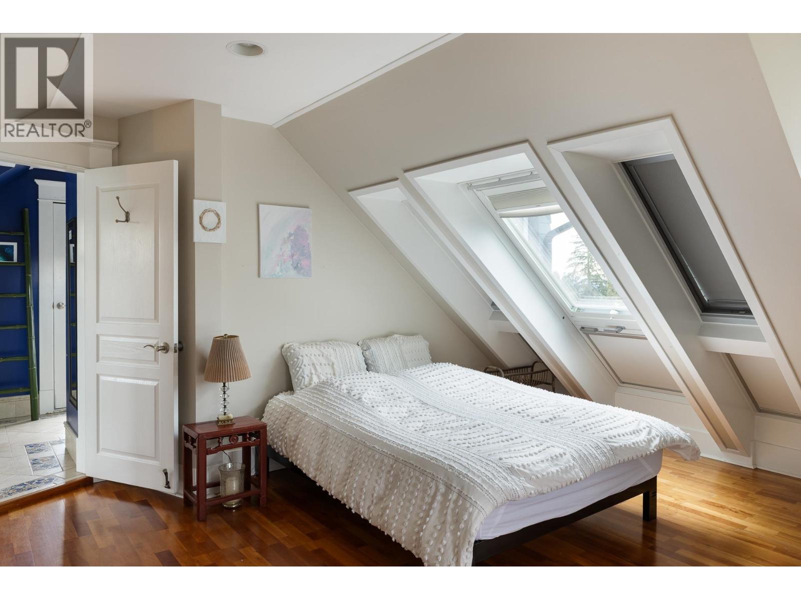 529 E 11th Street, North Vancouver, British Columbia  V7L 2H4 - Photo 27 - R3061875