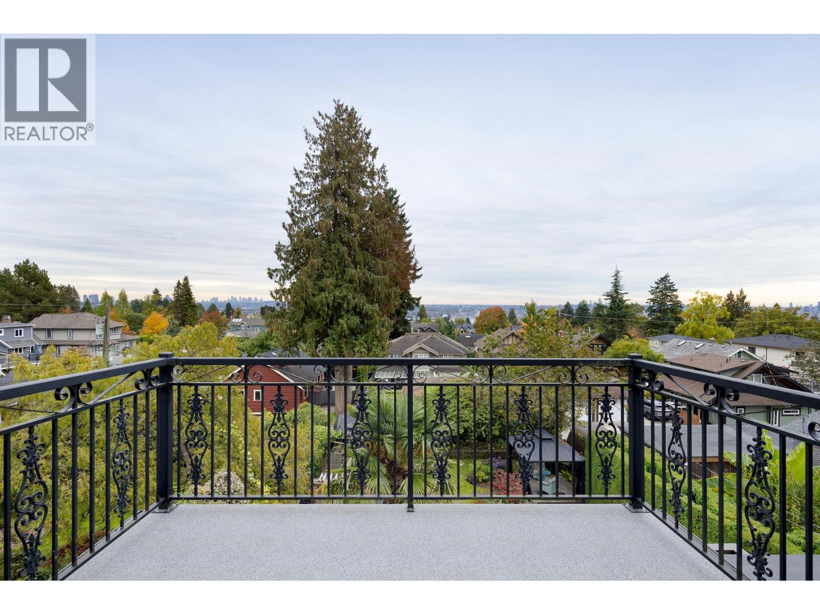 529 E 11th Street, North Vancouver, British Columbia  V7L 2H4 - Photo 32 - R3061875