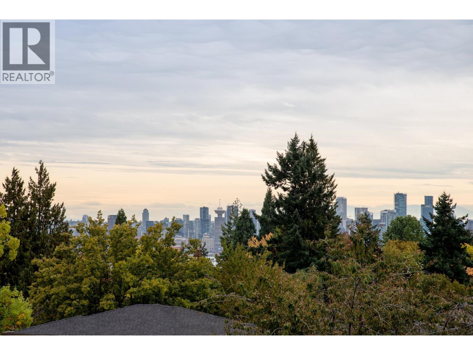 529 E 11th Street, North Vancouver, British Columbia  V7L 2H4 - Photo 33 - R3061875
