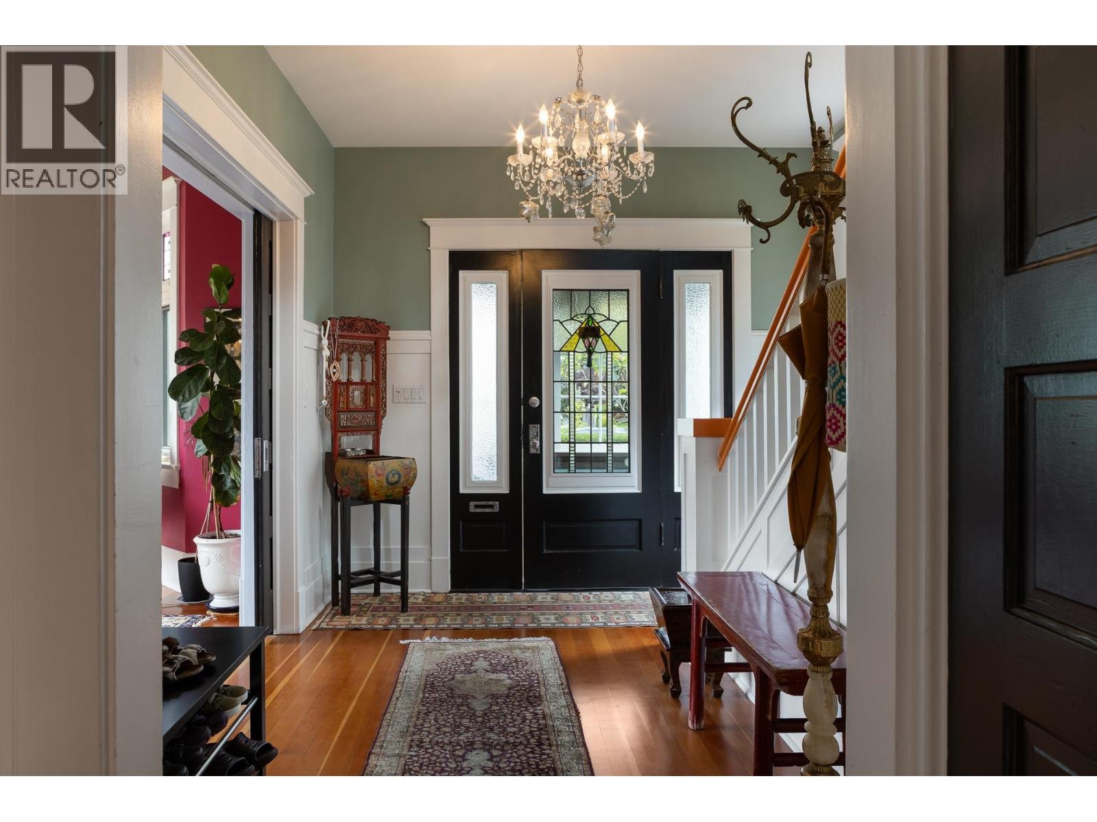 529 E 11th Street, North Vancouver, British Columbia  V7L 2H4 - Photo 5 - R3061875