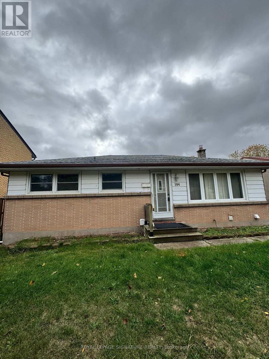 104 QUEENSTON CRESCENT, London East, Ontario