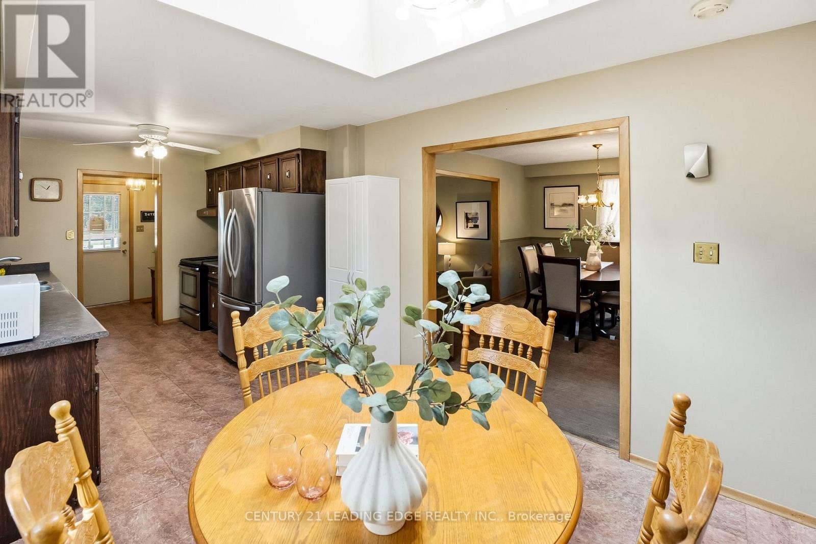 63 Lakeridge Road S, Whitby, Ontario  L1P 1K6 - Photo 27 - E12481764