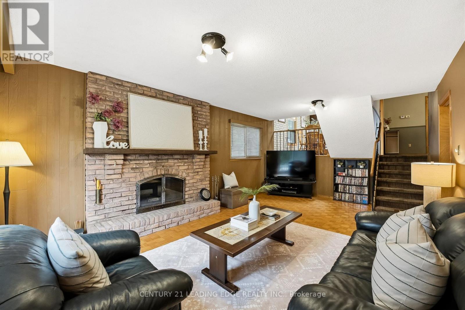 63 Lakeridge Road S, Whitby, Ontario  L1P 1K6 - Photo 32 - E12481764