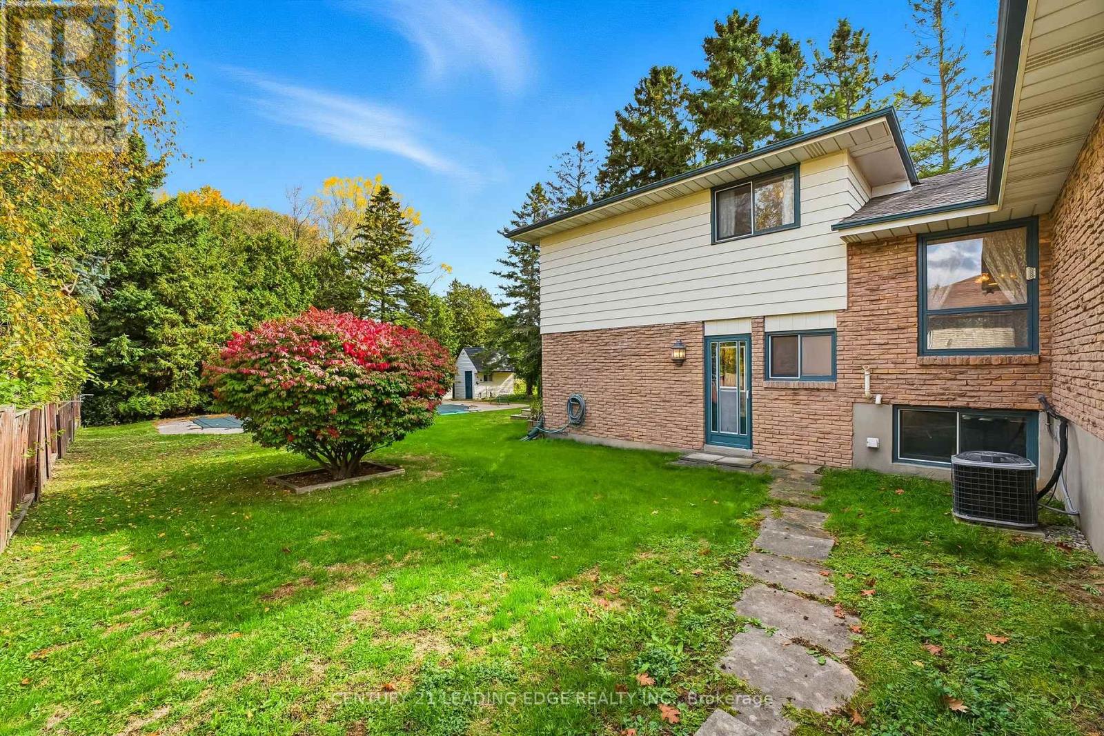 63 Lakeridge Road S, Whitby, Ontario  L1P 1K6 - Photo 48 - E12481764