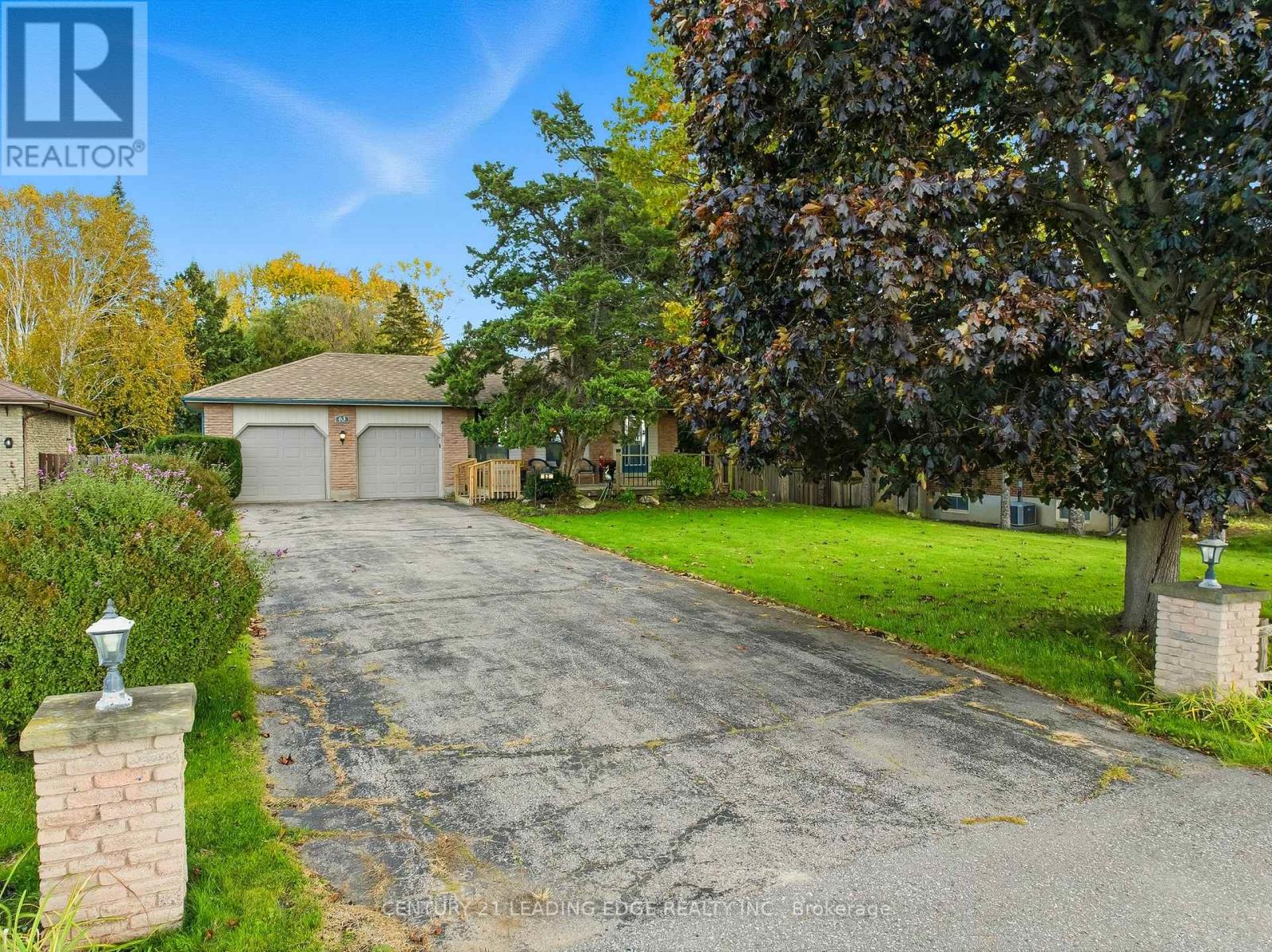 63 Lakeridge Road S, Whitby, Ontario  L1P 1K6 - Photo 5 - E12481764