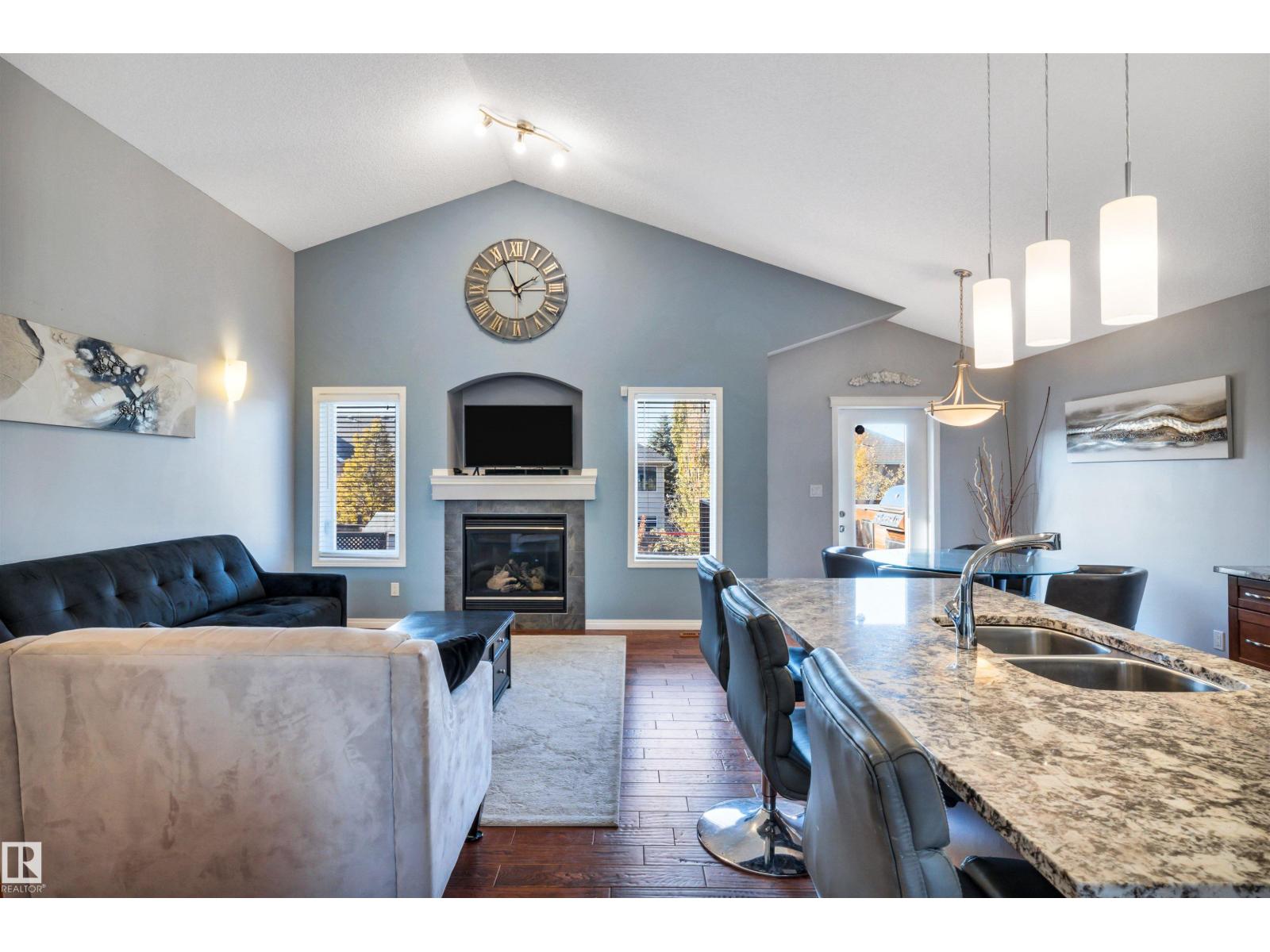 84 Rue Moreau, Beaumont, Alberta  T4X 1V7 - Photo 5 - E4463467