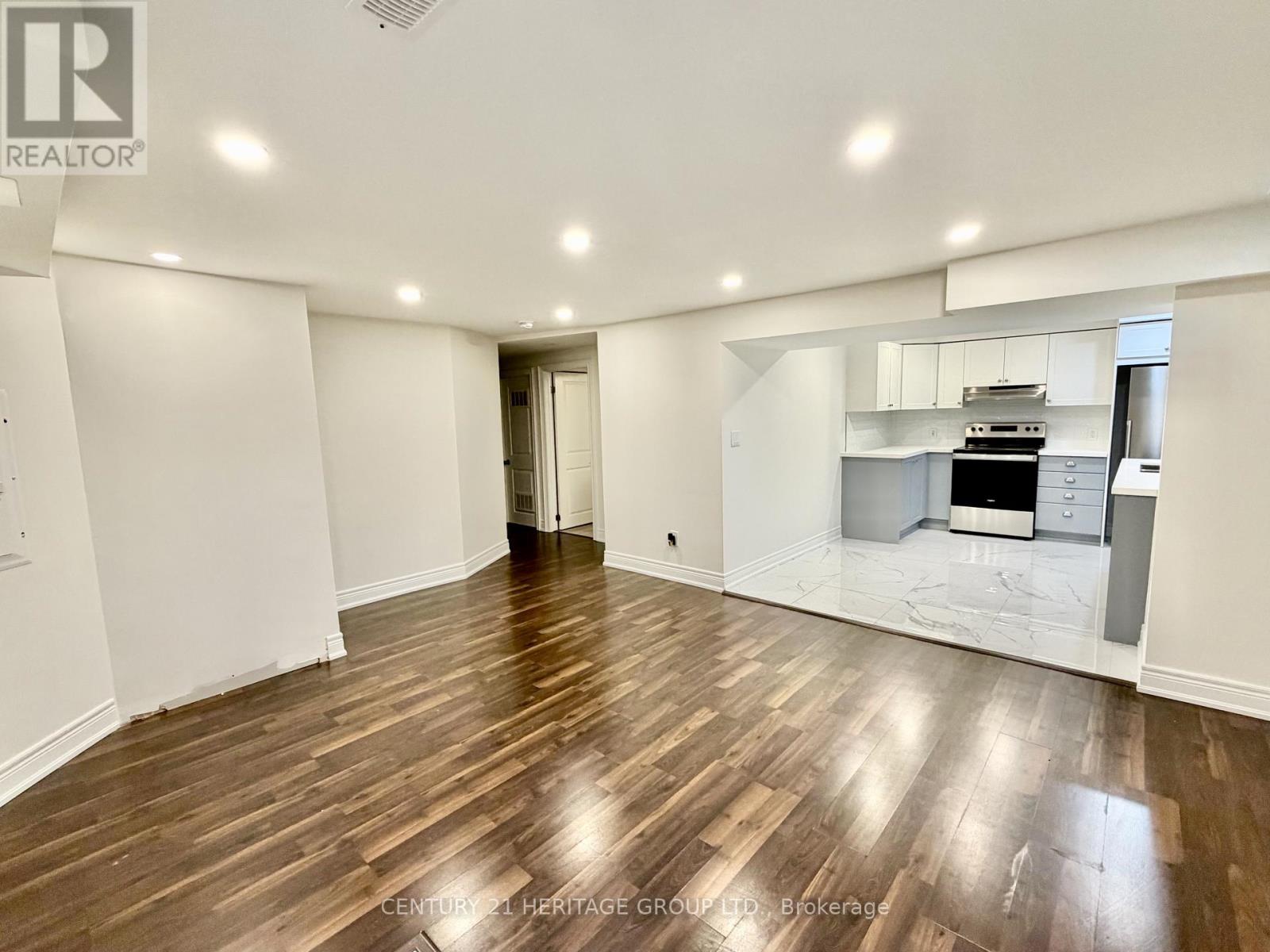 Basement - 13 Trailside Drive, Bradford West Gwillimbury, Ontario  L3Z 0B5 - Photo 3 - N12478556