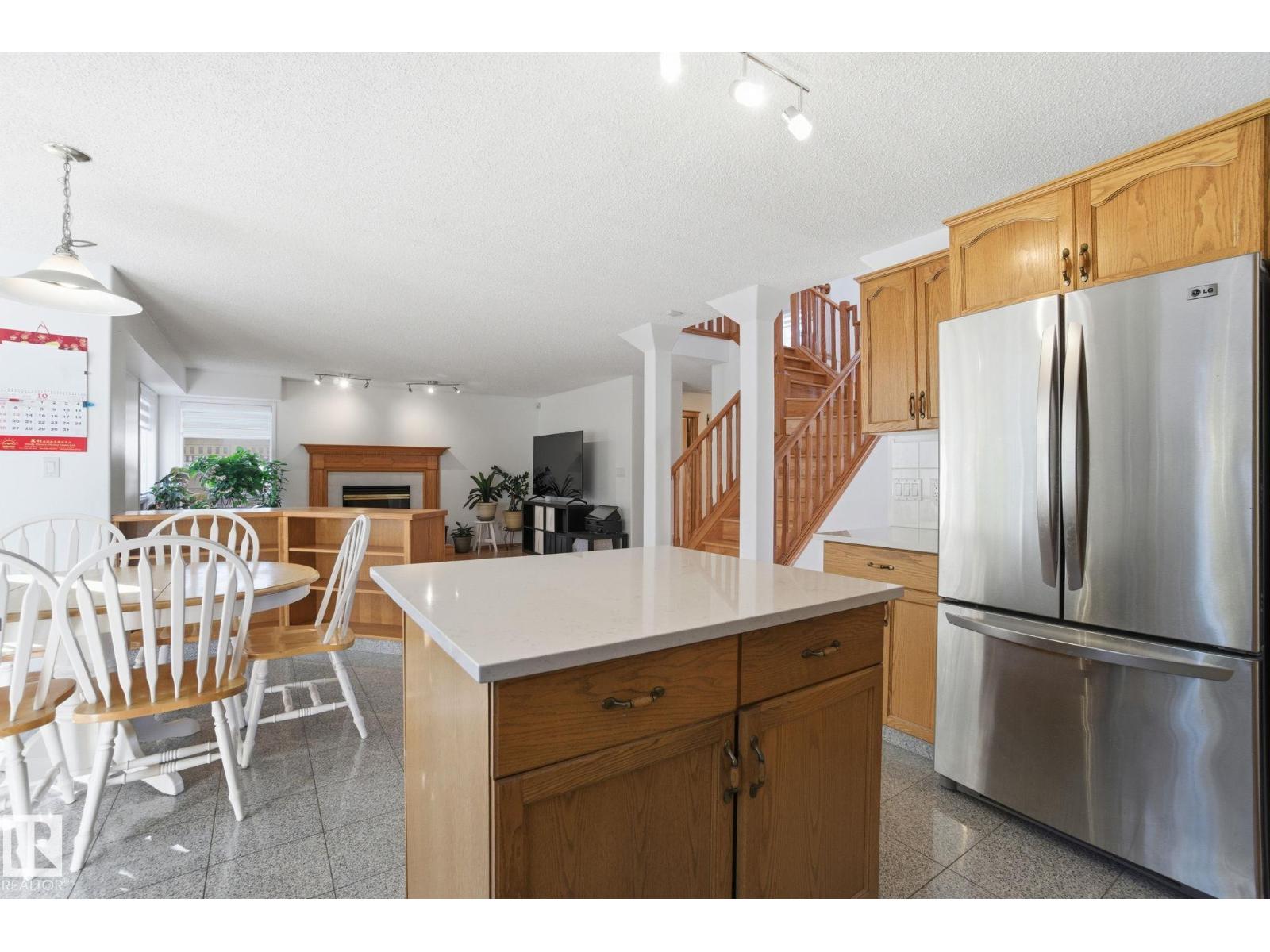 227 Peter Cl Nw, Edmonton, Alberta  T5T 5Y5 - Photo 16 - E4463484