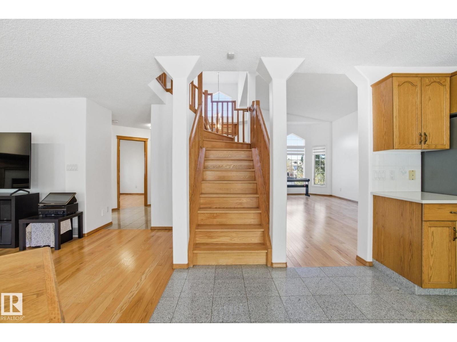 227 Peter Cl Nw, Edmonton, Alberta  T5T 5Y5 - Photo 20 - E4463484