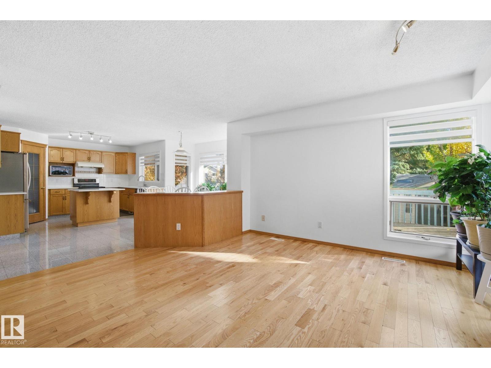 227 Peter Cl Nw, Edmonton, Alberta  T5T 5Y5 - Photo 24 - E4463484