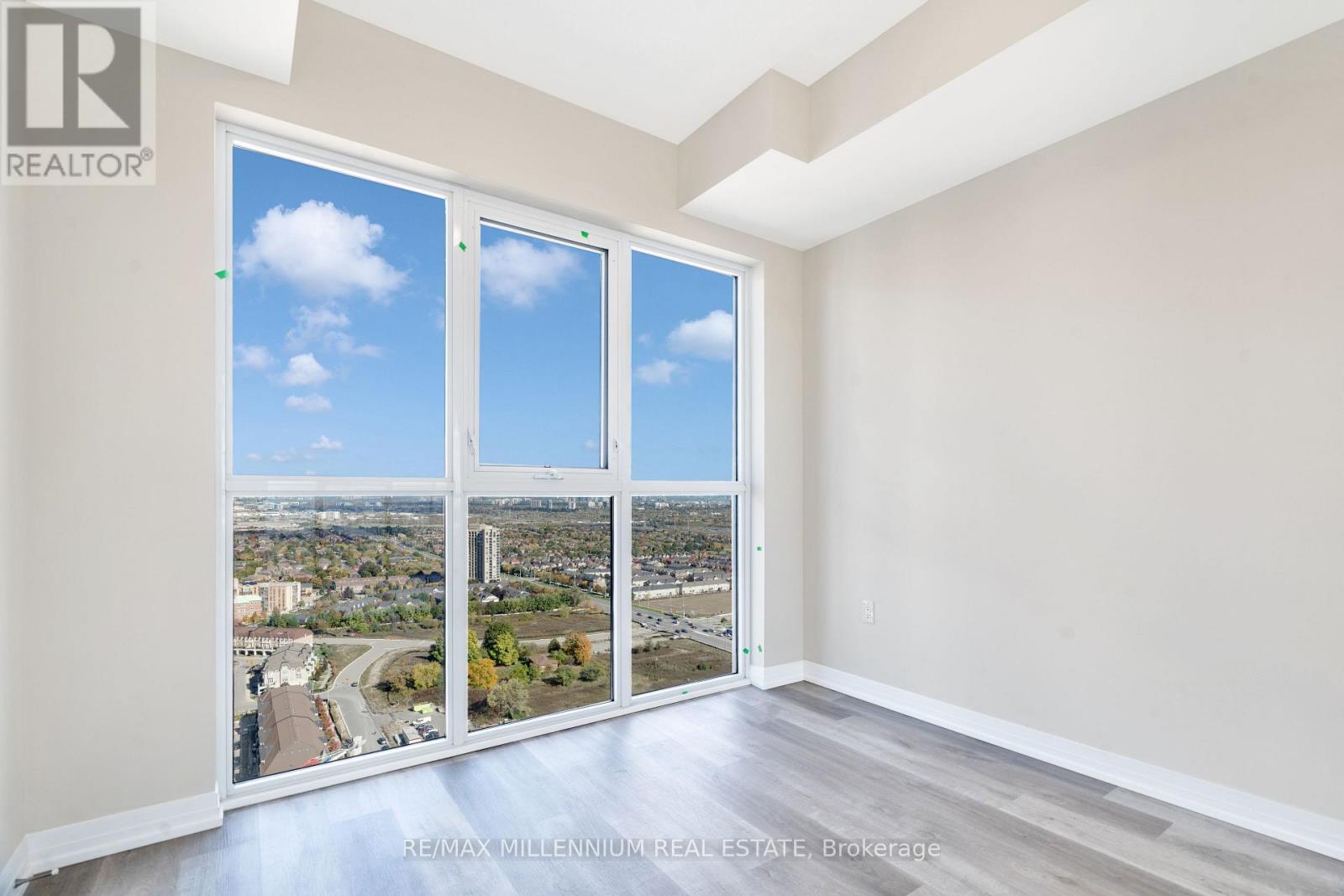2910 - 15 Watergarden Drive Sw, Mississauga, Ontario  L5R 0H4 - Photo 16 - W12481760