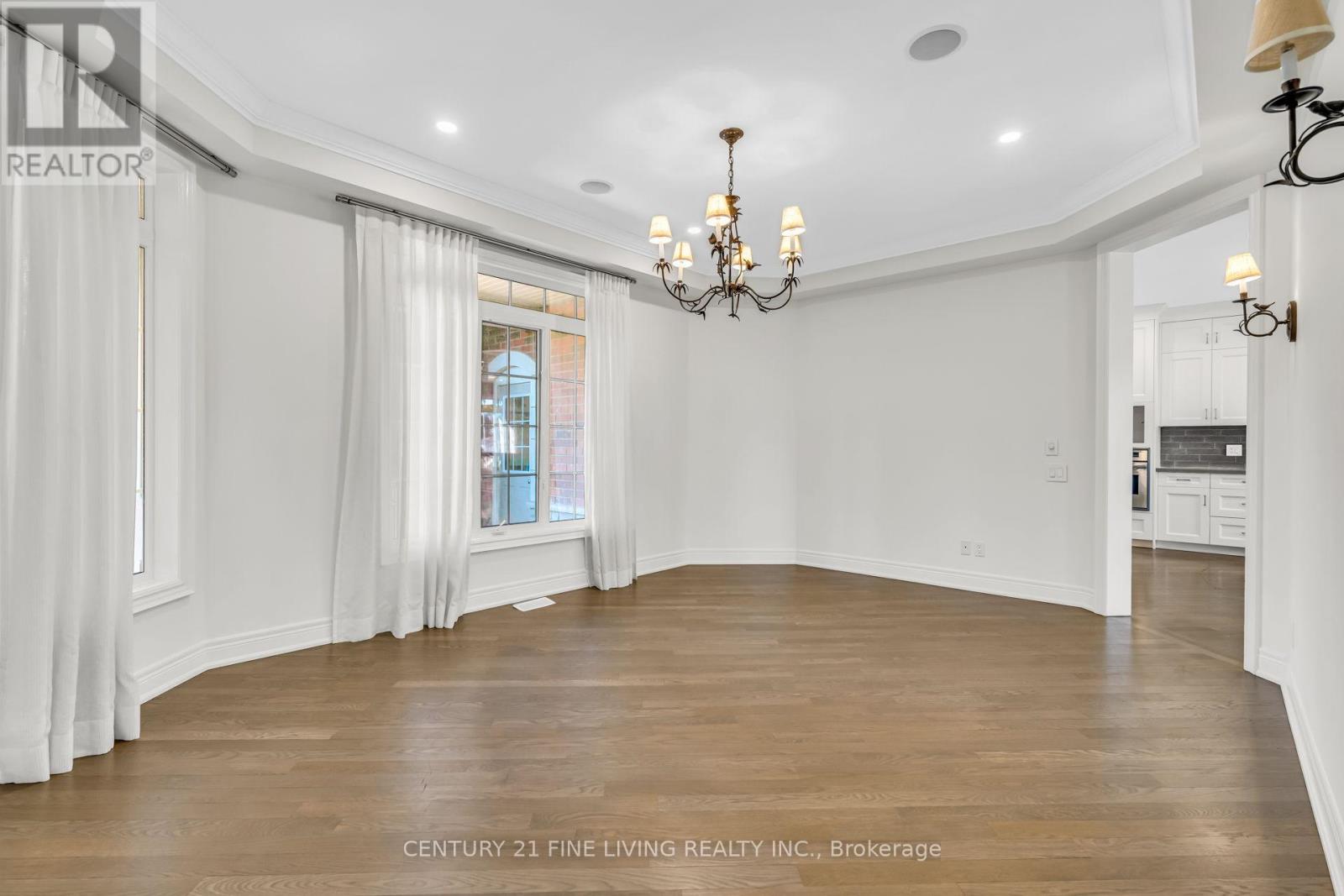 5 Classic Drive, Brampton, Ontario  L6Y 5G9 - Photo 18 - W12481762