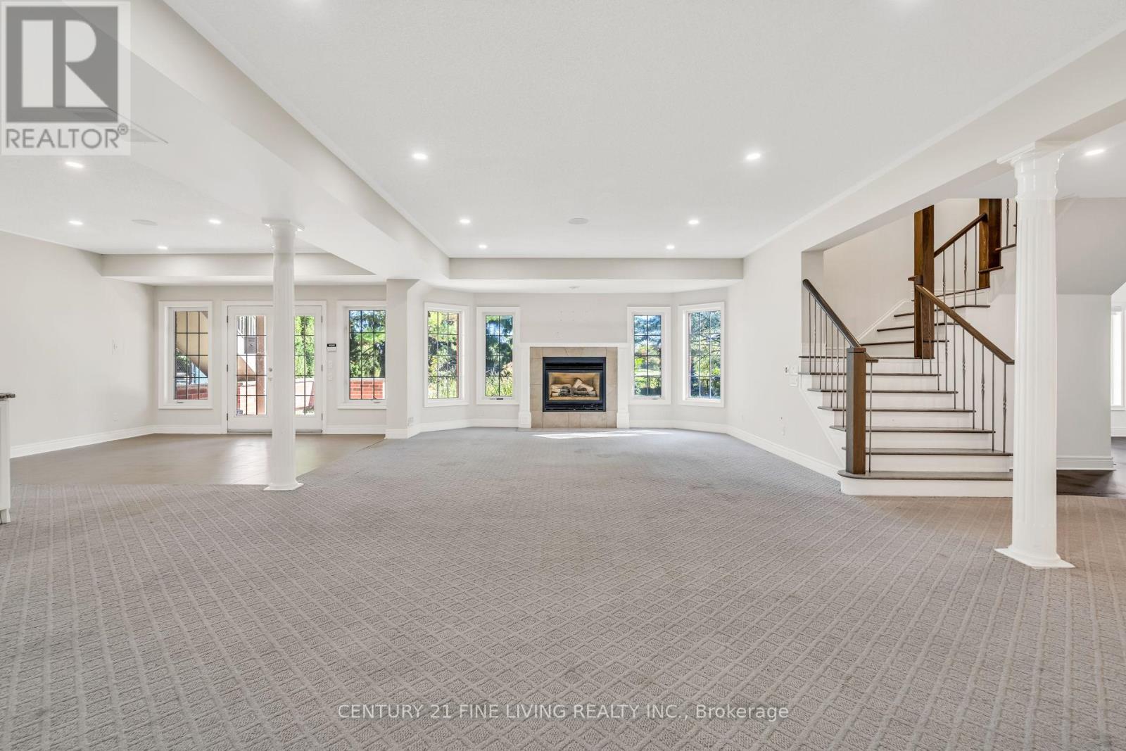 5 Classic Drive, Brampton, Ontario  L6Y 5G9 - Photo 35 - W12481762