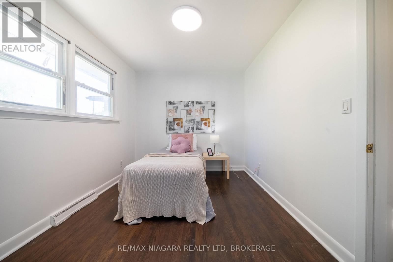 107 Village Road, St. Catharines, Ontario  L2T 3C3 - Photo 19 - X12481775