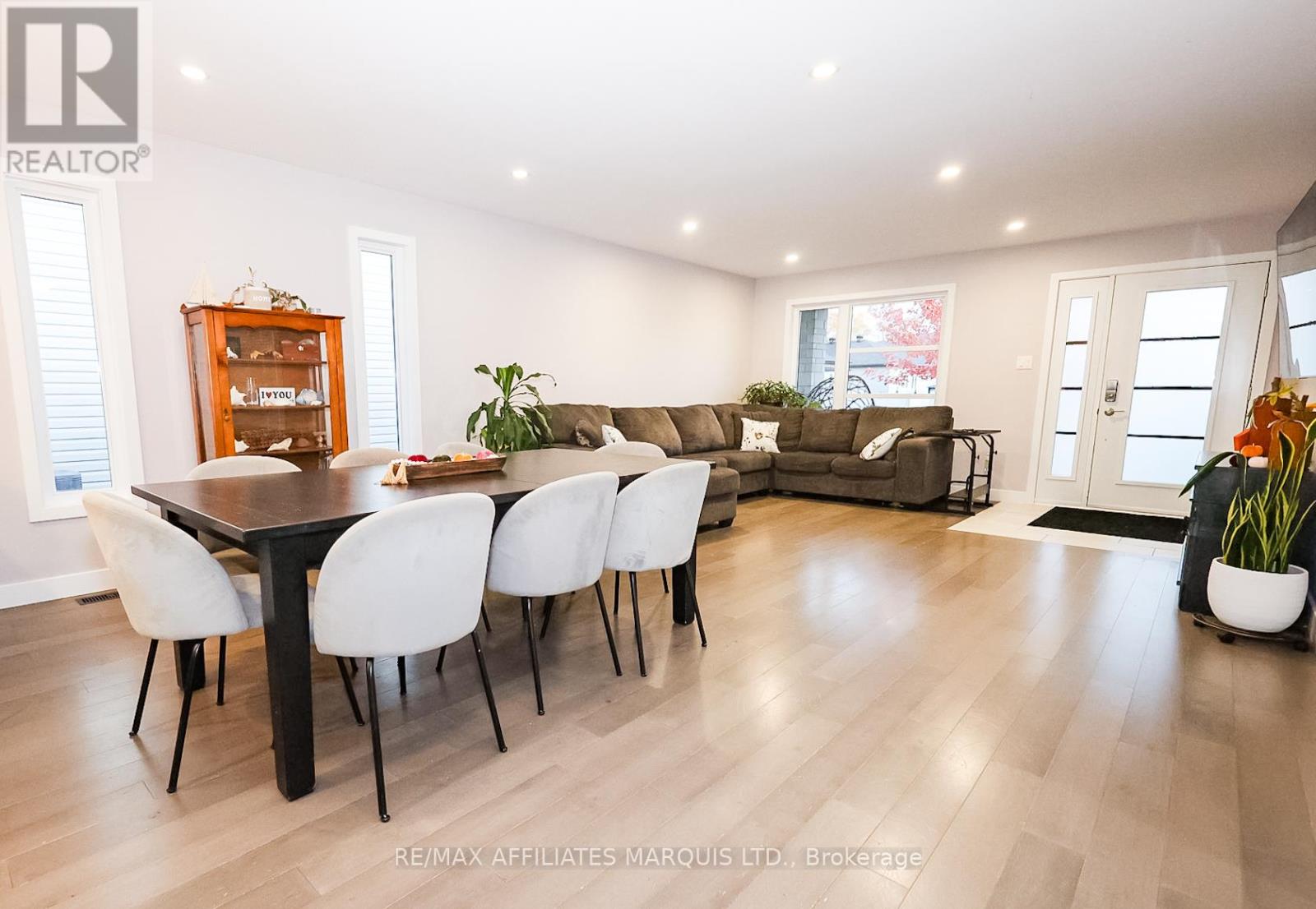 310 Moisson Street, Russell, Ontario  K0A 1W0 - Photo 15 - X12481794