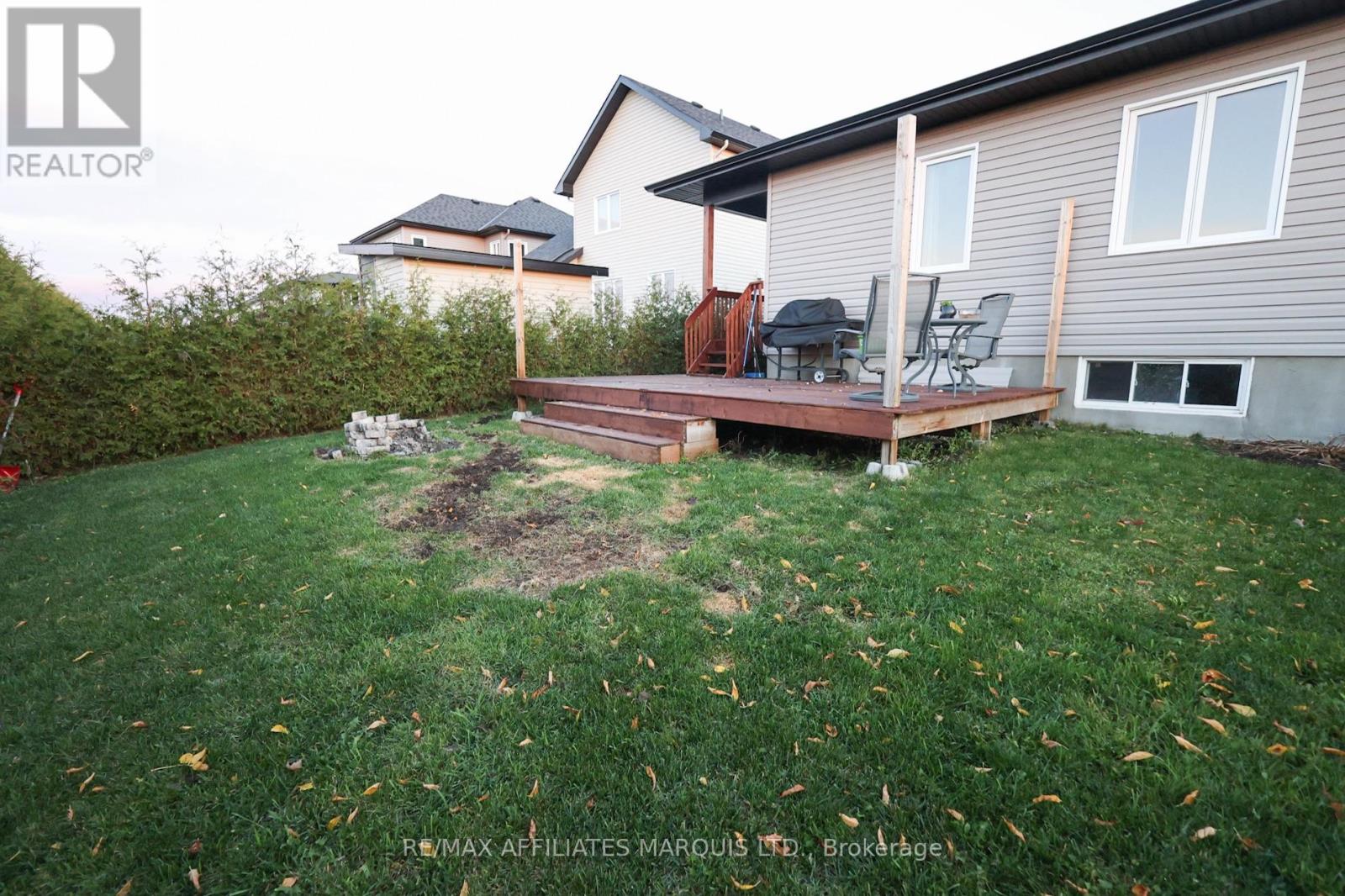 310 Moisson Street, Russell, Ontario  K0A 1W0 - Photo 39 - X12481794