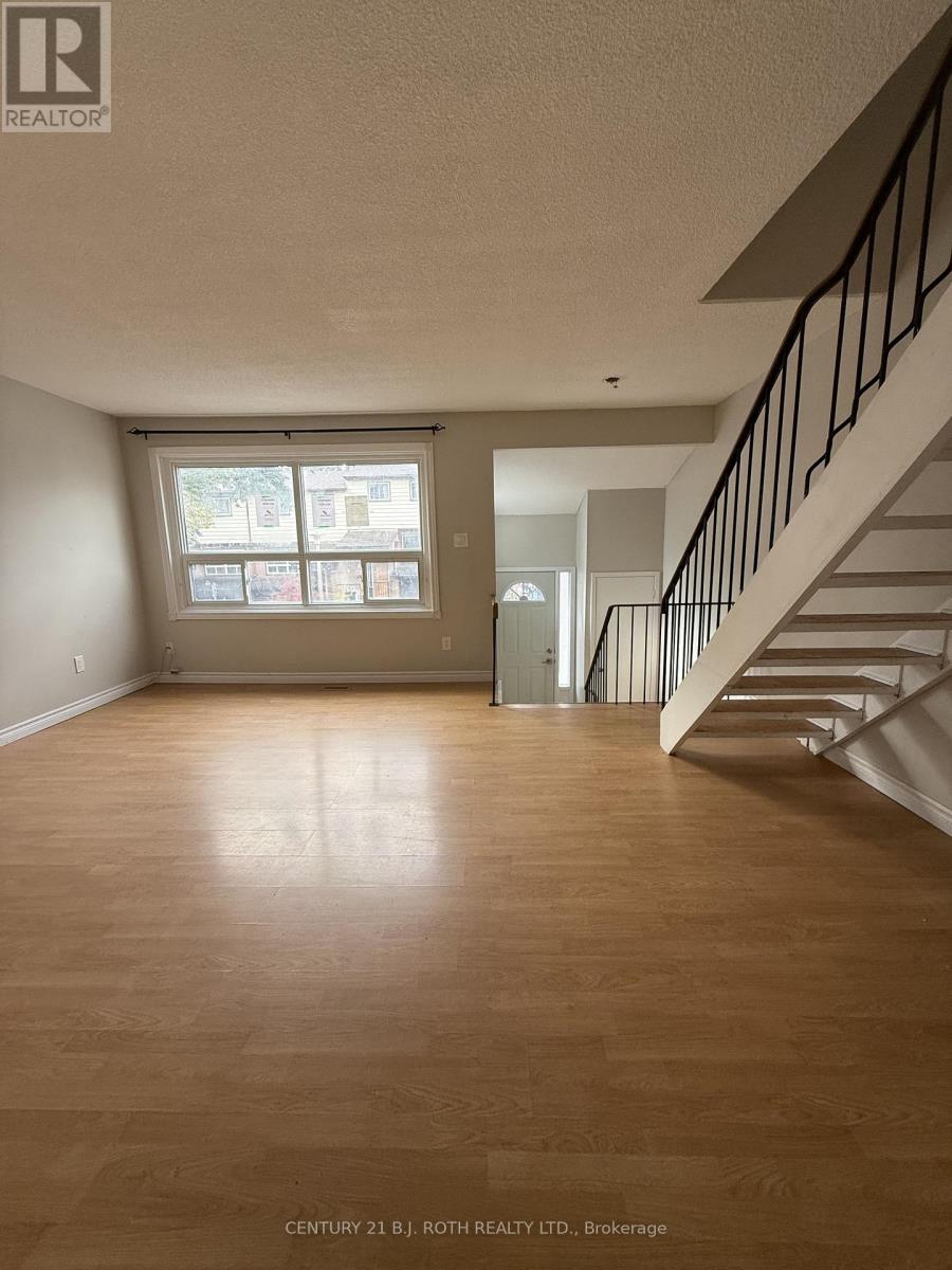 A7 - 63 Ferris Lane, Barrie, Ontario  L4M 5C4 - Photo 7 - S12479782
