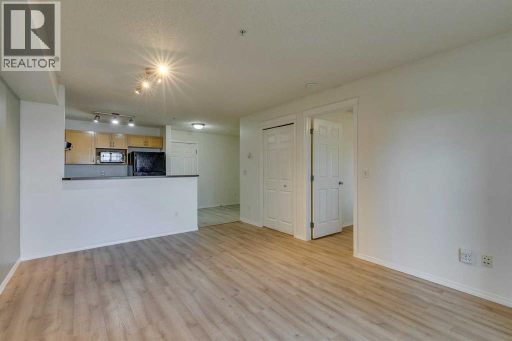 Property at 9108, 70 Panamount Drive NW image 5